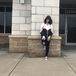 Meet your Posher, Ashley